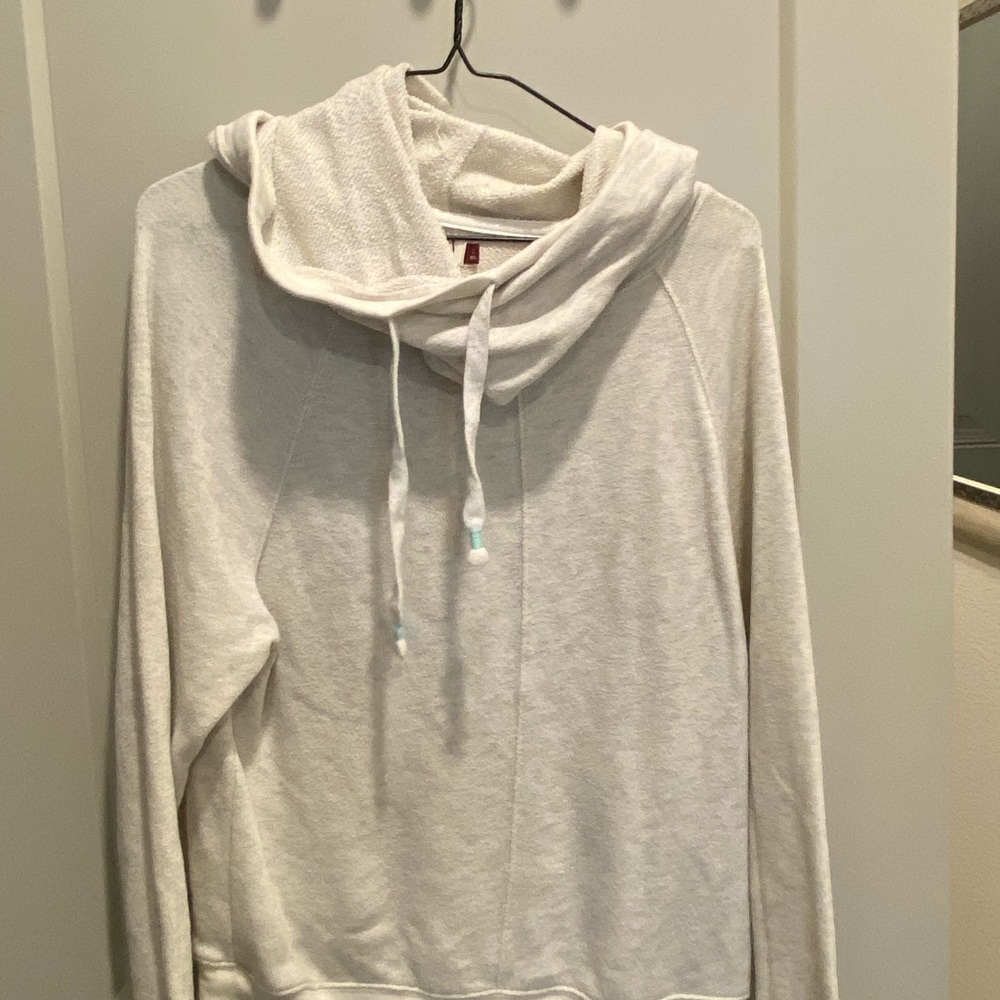 Slouchy neck sweatshirt